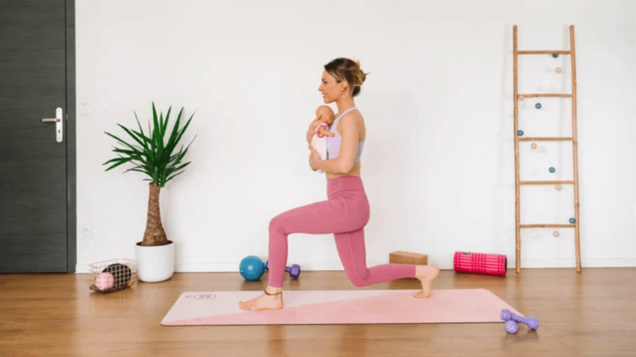(CT) Bas du corps #1 - En porte-bébé (Postnatal)