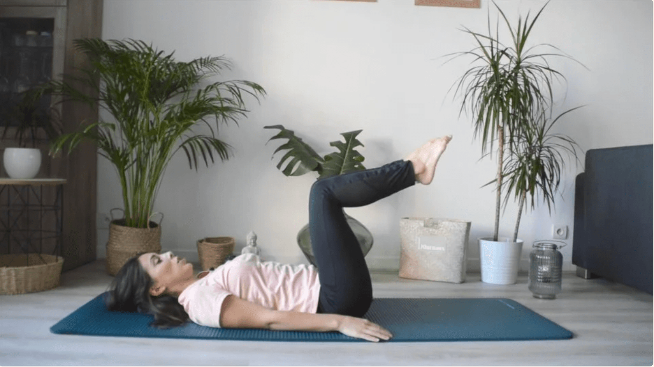 (PILATES) Postnatal - By Coach Elodie Sillaro - 33 min